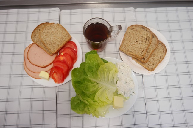 Śniadanie- dieta z&nbsp;ograniczeniem łatwo przyswajalnych węglowodan&oacute;w